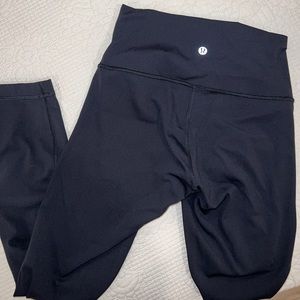 Black Wunder Under Lulu lemon leggings size 4